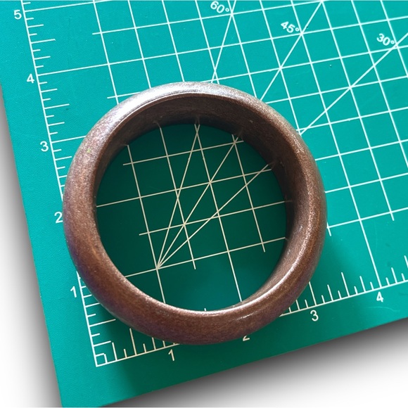 VTG 70s Brown Wooden Toned Chunky Bangle - Picture 6 of 6